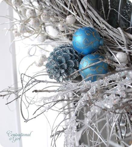 cg wreath blue pinecone