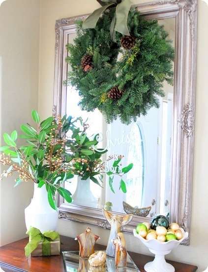 foyer wreath nativity