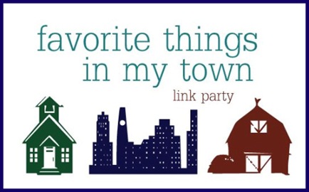 favorite things link party button