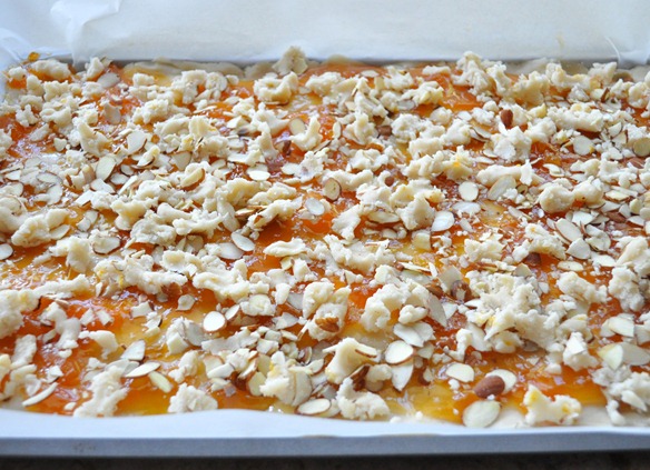 crumbled shortbread topping