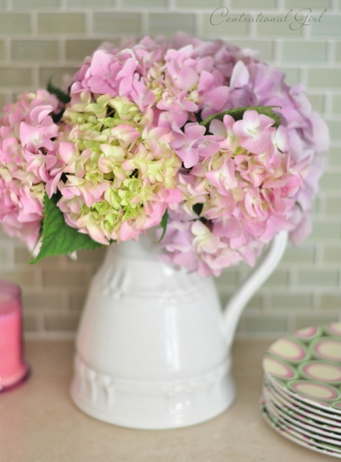 vase of pink hydrangeas cg