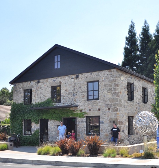maisonry tasting room and gallery