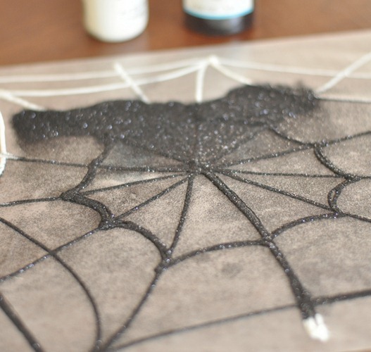 make web with glue top with glitter