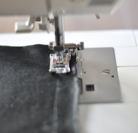 sew bottom of bag