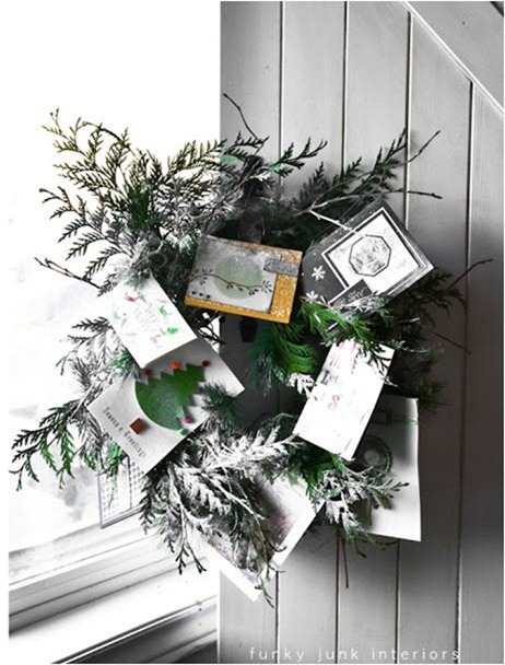 christmas card wreath funkyjunkinteriors