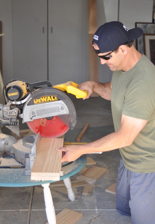 cut boards with miter saw