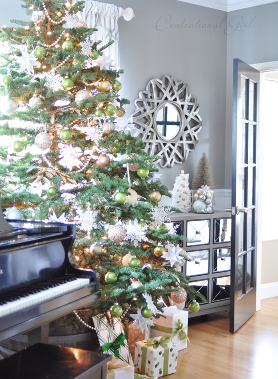 christmas tree and piano