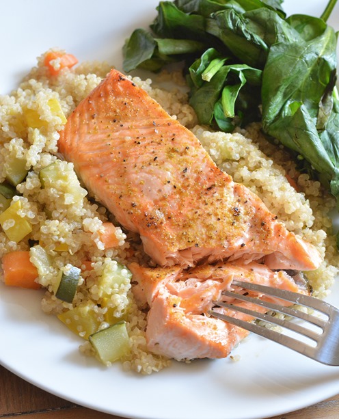 broiled salmon with quinoa
