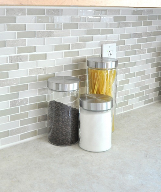glass tile and laminate countertop