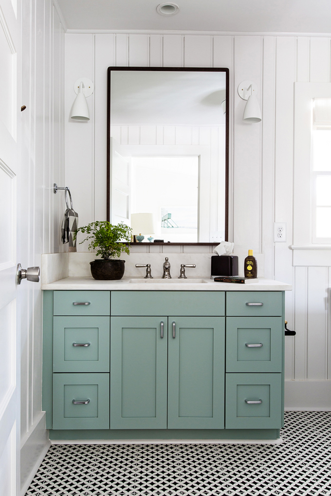 Blue Painted Bath Vanities Centsational Style - Best Way To Paint Bathroom Vanity